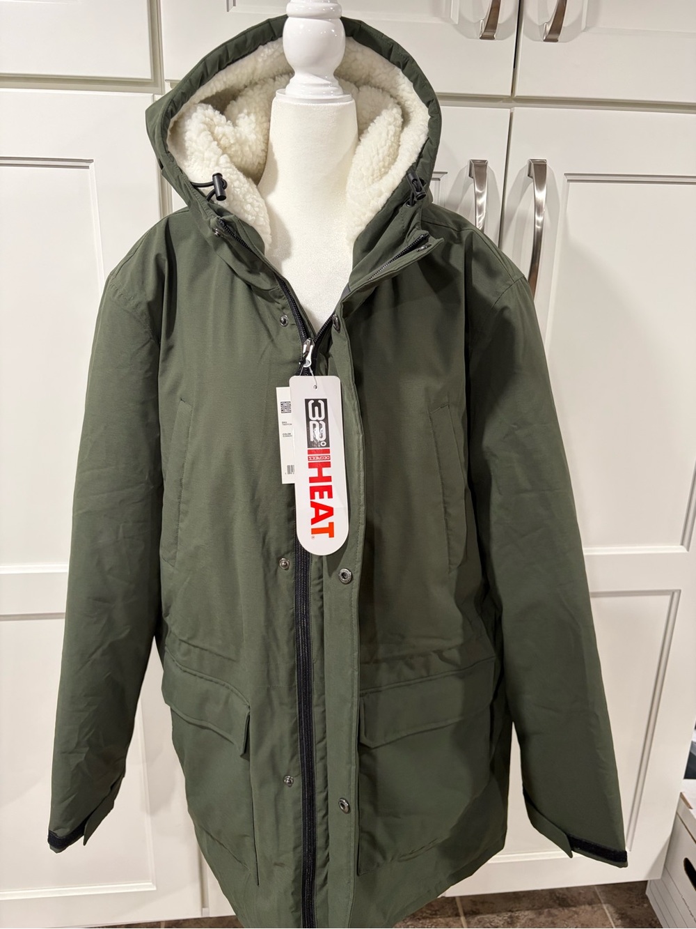 Insulated Hooded Puffer Coat in Olive Green